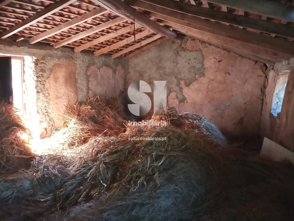 Moradia T2 para Venda em Gois Foto 15