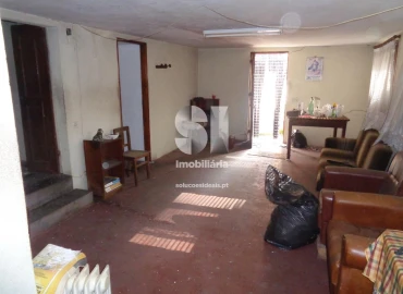 Moradia T3 para Venda em Lousã e Vilarinho