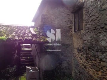 Moradia T3 para Venda em Lousã e Vilarinho