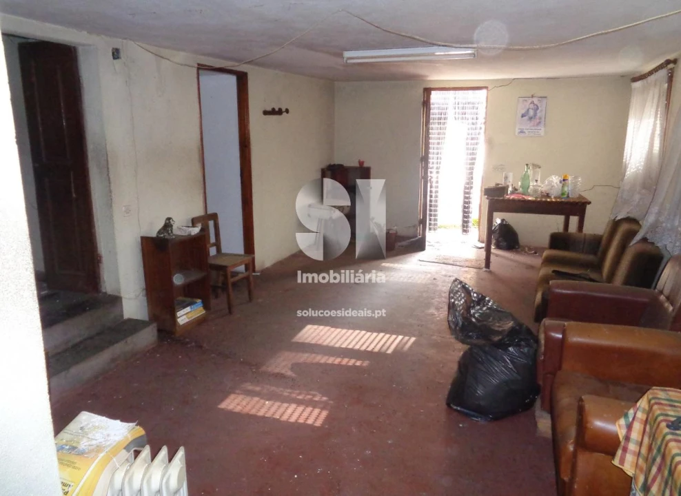Moradia T3 para Venda em Lousã e Vilarinho Foto 9