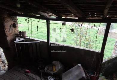 Moradia T3 para Venda em Lousã e Vilarinho