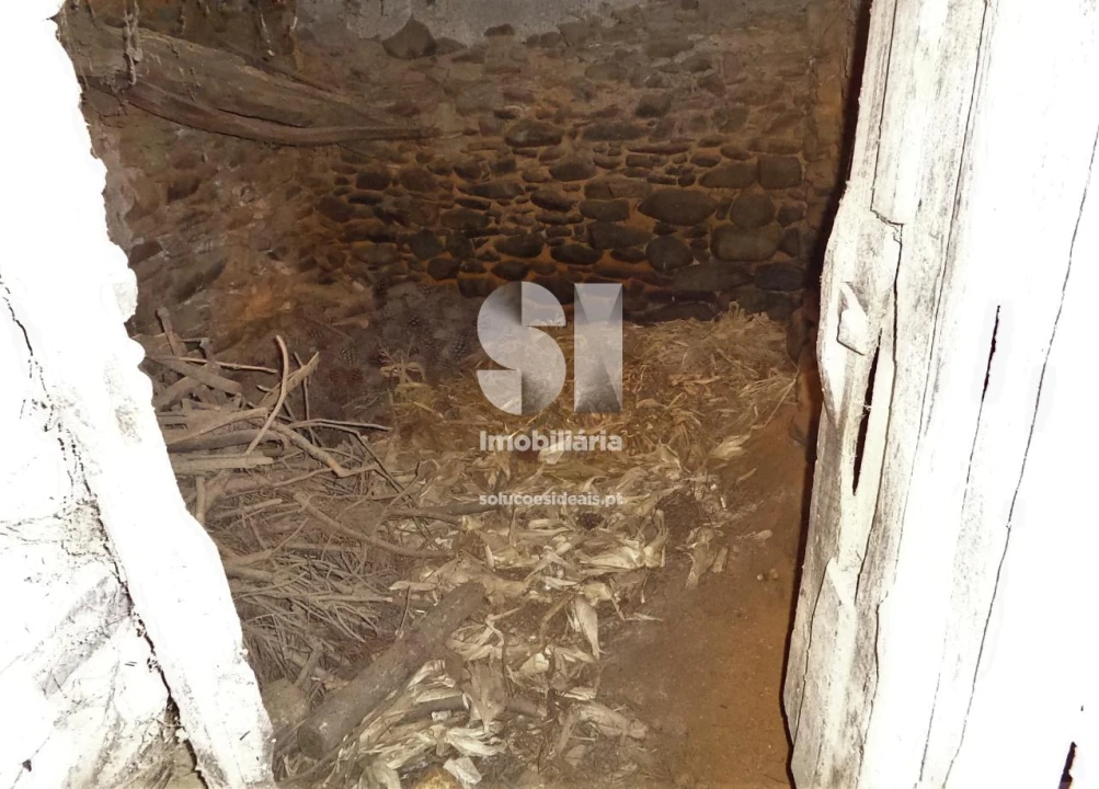 Moradia T3 para Venda em Lousã e Vilarinho Foto 10