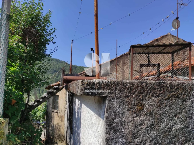 Moradia T3 para Venda em Gois Foto 2