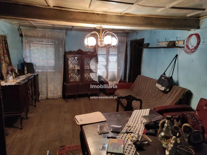 Moradia T3 para Venda em Gois Foto 6