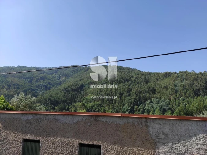 Moradia T3 para Venda em Gois Foto 8