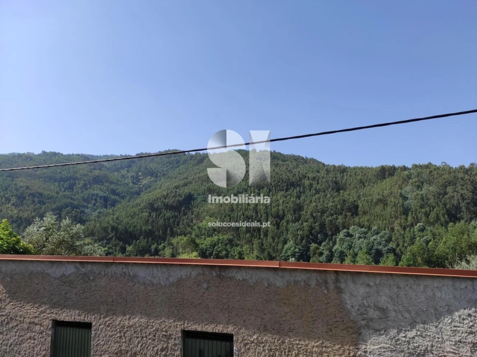 Moradia T3 para Venda em Gois Foto 8