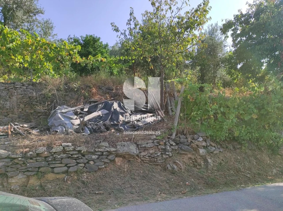 Moradia T3 para Venda em Gois Foto 25