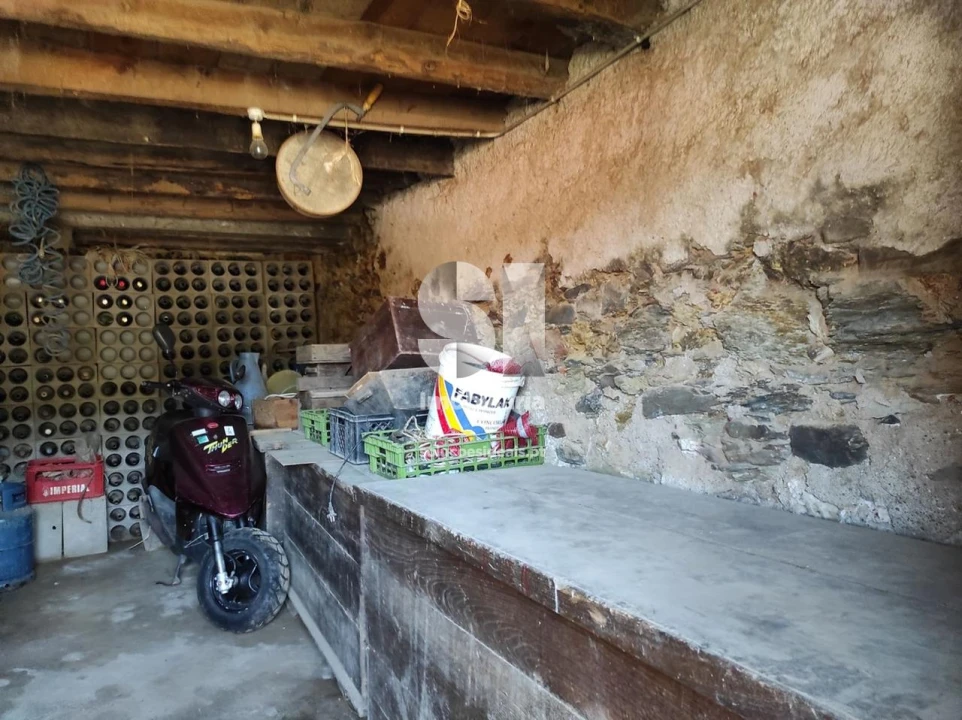 Moradia T3 para Venda em Gois Foto 12