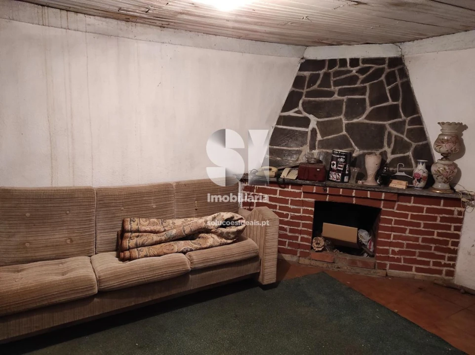 Moradia T3 para Venda em Gois Foto 21