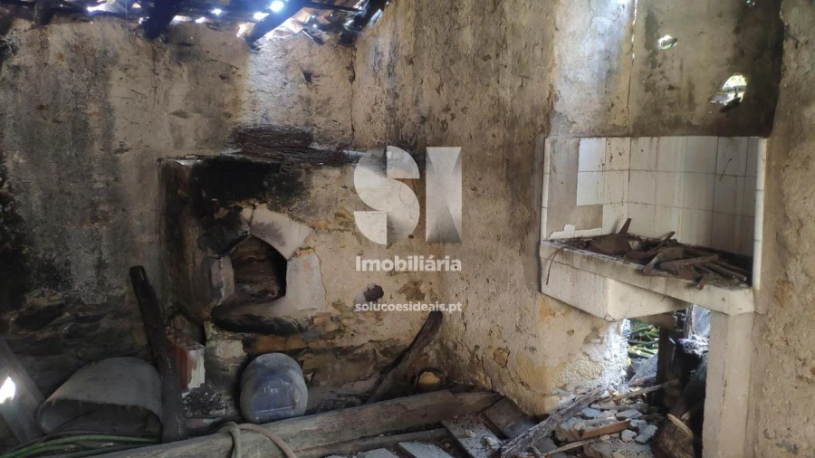 Moradia T6 para Venda em Poiares (Santo Andre) Foto 4