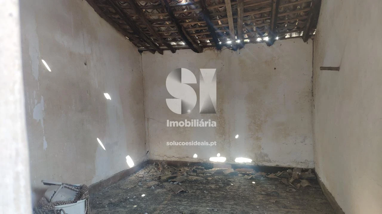 Moradia T6 para Venda em Poiares (Santo Andre) Foto 14