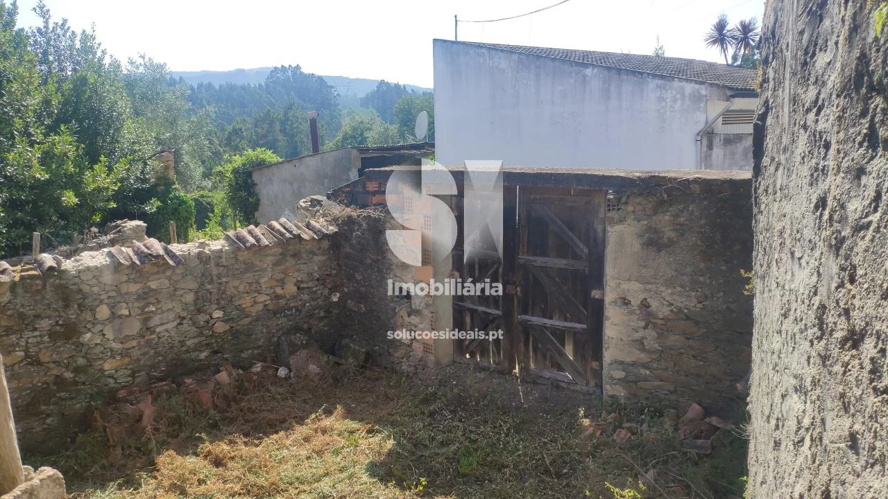 Moradia T6 para Venda em Poiares (Santo Andre) Foto 16