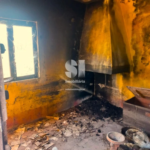 Moradia T2 para Venda em Arrifana Foto 31