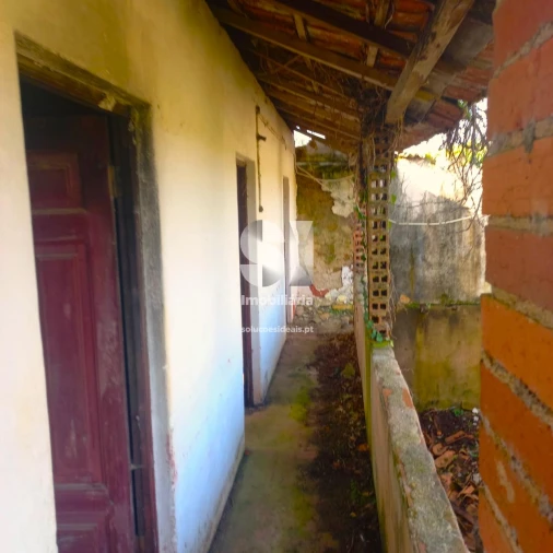 Moradia T2 para Venda em Arrifana Foto 30