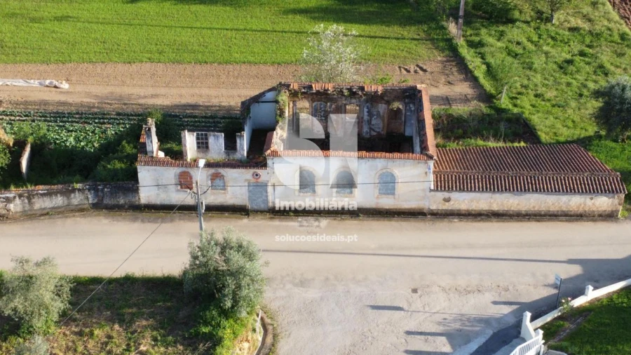 Moradia T10 para Venda em Lavegadas Foto 29