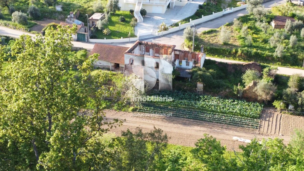 Moradia T10 para Venda em Lavegadas Foto 7