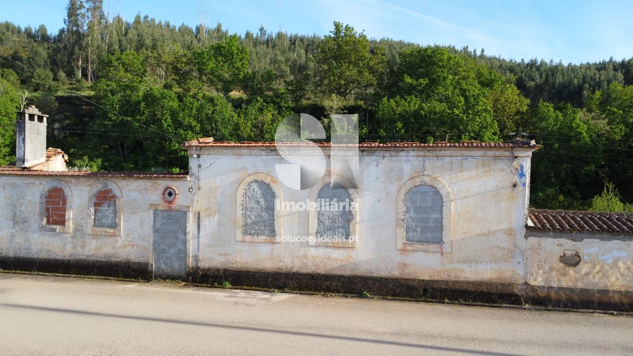 Moradia T10 para Venda em Lavegadas Foto 32