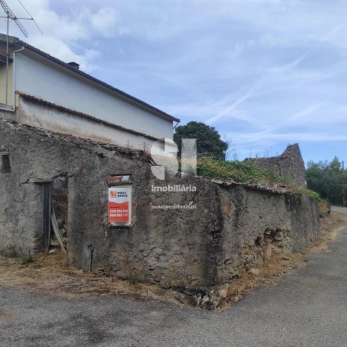 Moradia T1 para Venda em Arrifana Foto 14