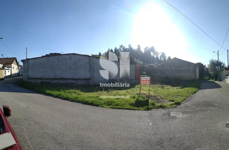 Terreno para Venda em Casal Comba