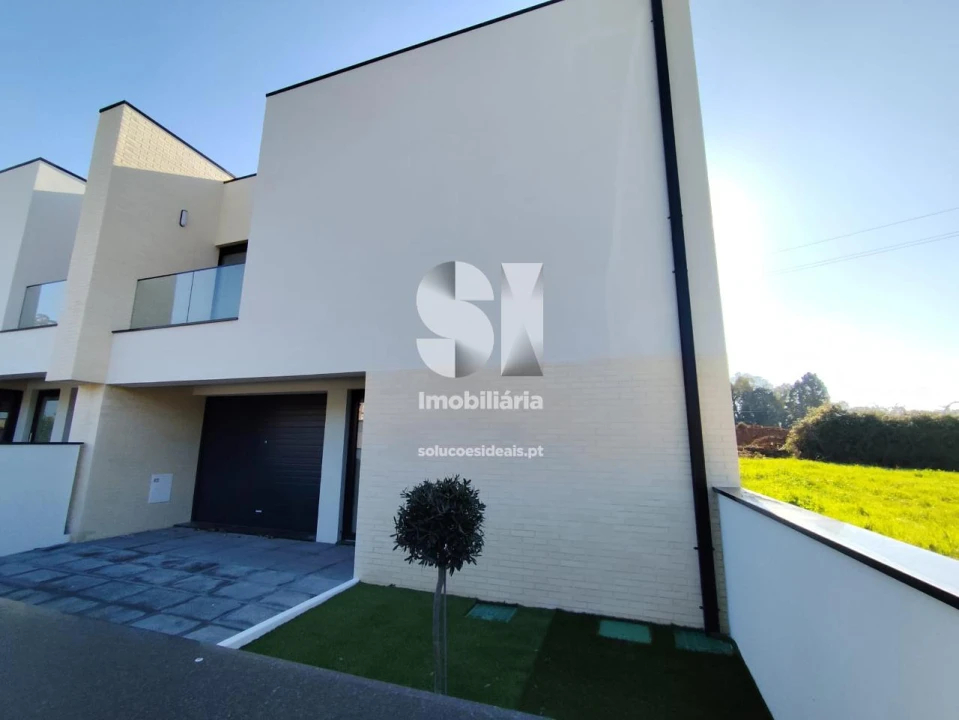 Moradia T4 para Venda em Arcos e Mogofores Foto 16