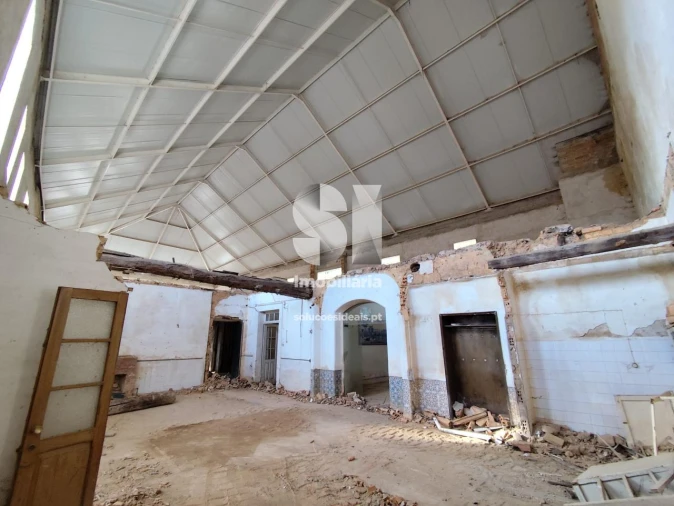 Armazém para Venda em Arcos e Mogofores Foto 17