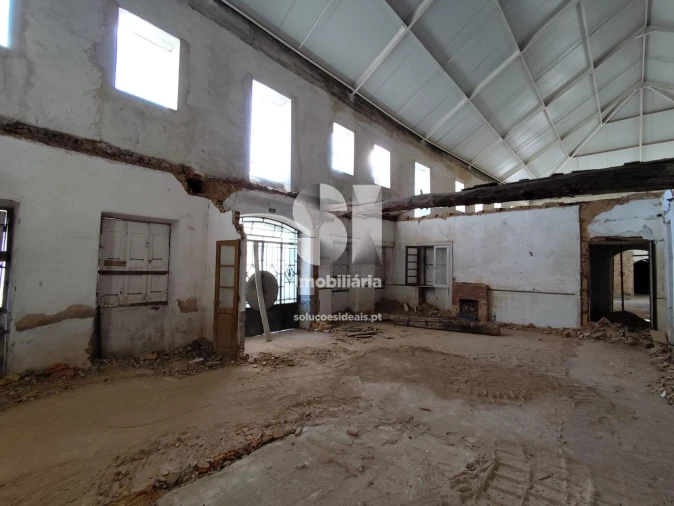 Armazém para Venda em Arcos e Mogofores Foto 21