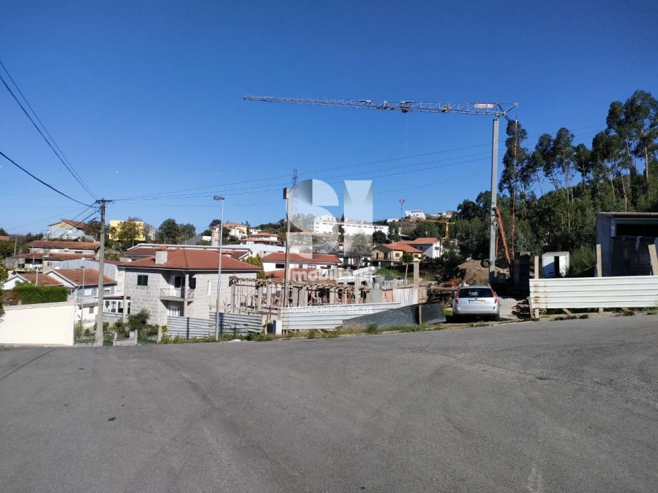 Moradia T3 para Venda em Rebordosa Foto 17