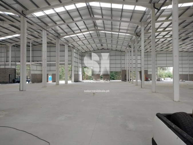 Armazém para Venda em Gandra Foto 1