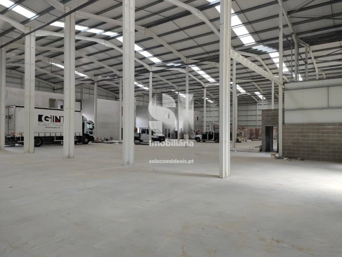 Armazém para Venda em Gandra Foto 6