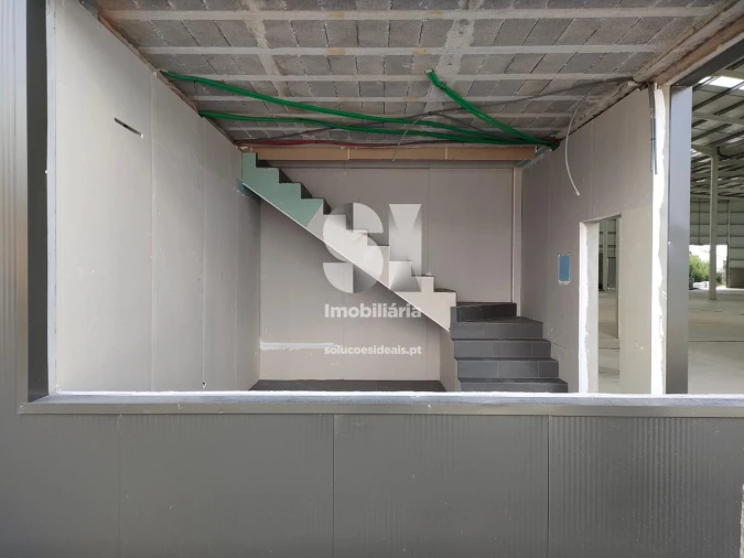 Armazém para Venda em Gandra Foto 17