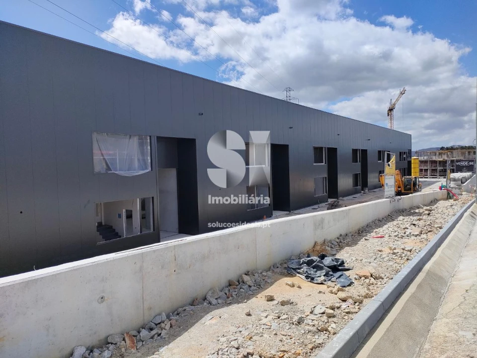 Armazém para Venda em Gandra Foto 2