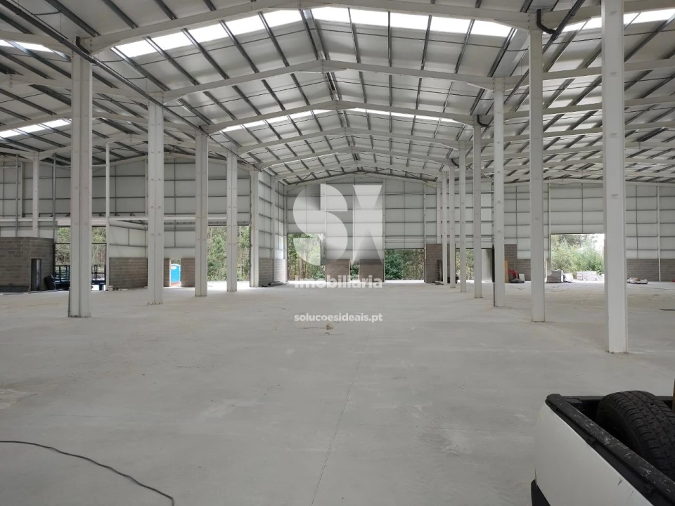 Armazém para Venda em Gandra Foto 1