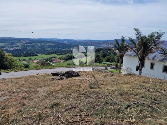 Terreno para Venda em Parada de Todeia Foto 19
