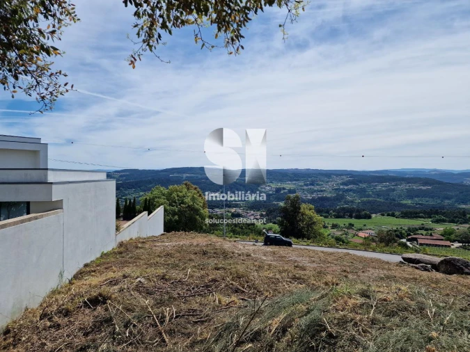 Terreno para Venda em Parada de Todeia Foto 23