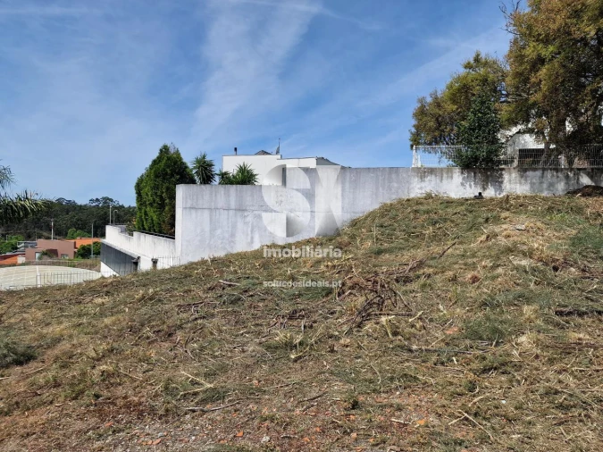 Terreno para Venda em Parada de Todeia Foto 30