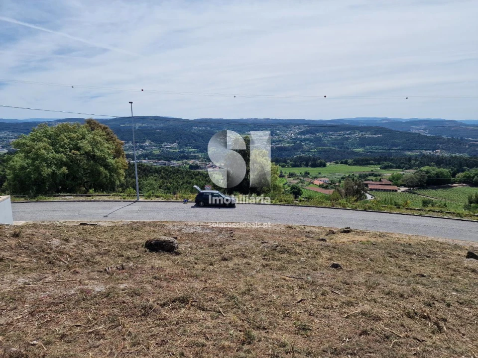 Terreno para Venda em Parada de Todeia Foto 18