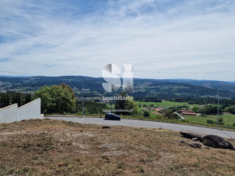 Terreno para Venda em Parada de Todeia Foto 21