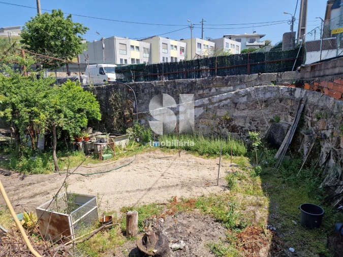 Terreno para Venda em Rebordosa Foto 5