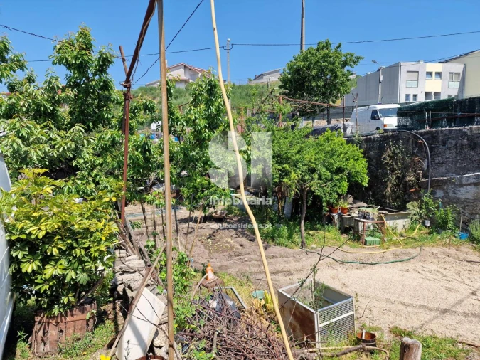 Terreno para Venda em Rebordosa Foto 7