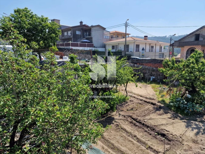 Terreno para Venda em Rebordosa Foto 15