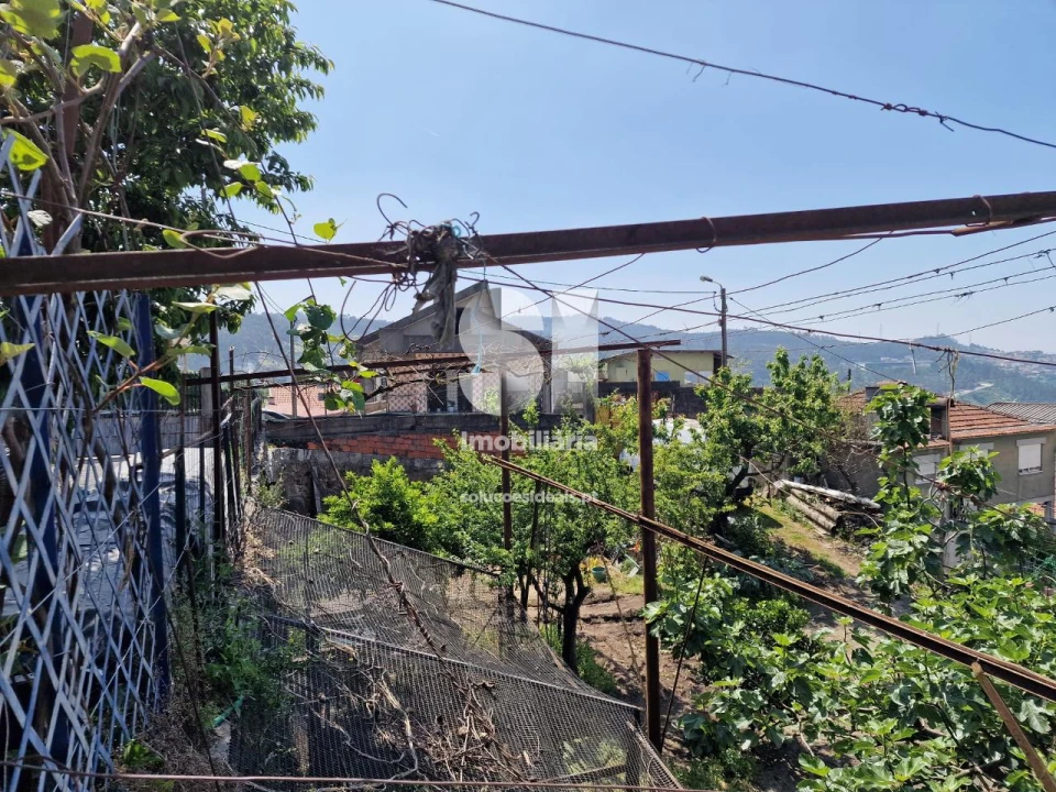 Terreno para Venda em Rebordosa Foto 12