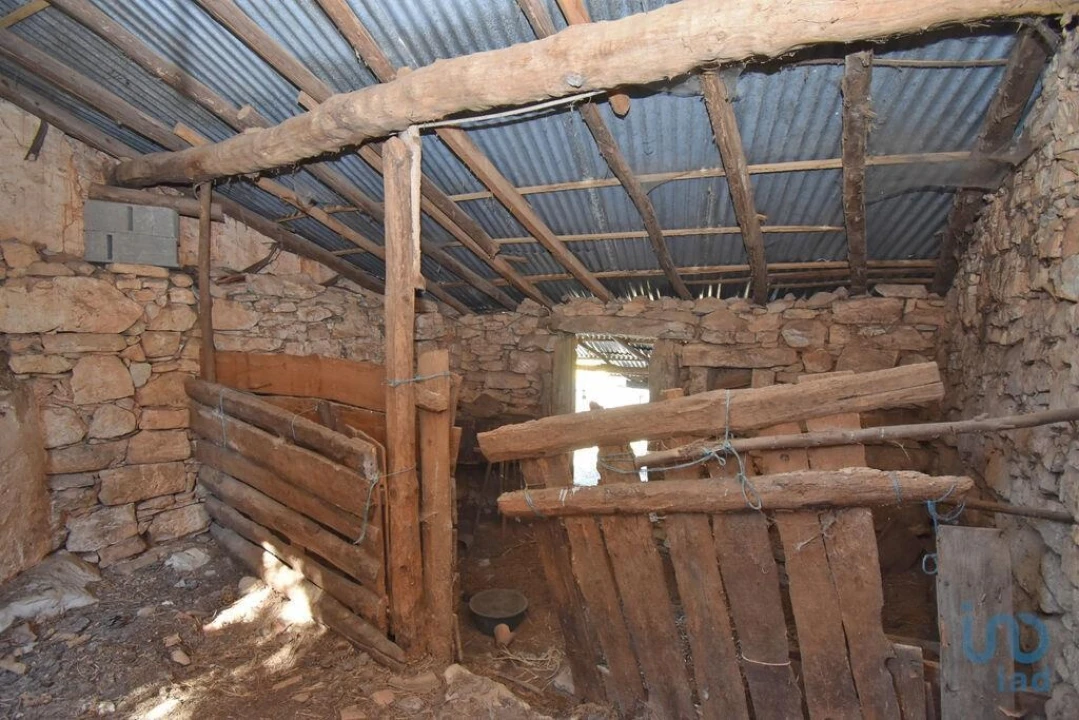 Moradia T2 para Venda em Degracias e Pombalinho Foto 15