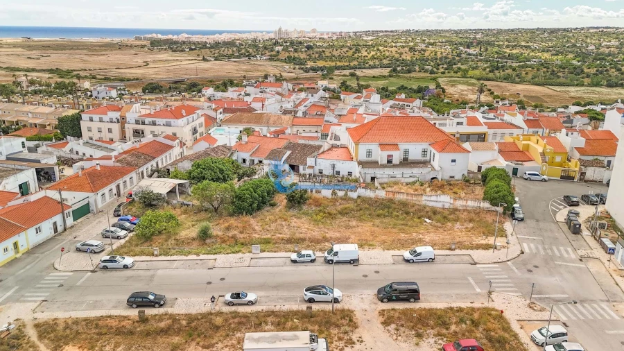 Prédio para Venda em Silves