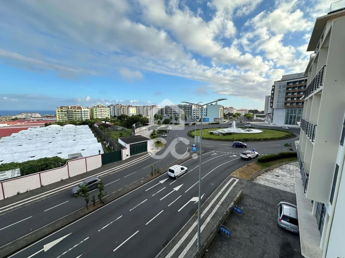 Apartamento T3 para Venda em Ponta Delgada (São Pedro) Foto 23