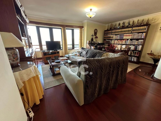 Apartamento T3 para Venda em Ponta Delgada (São Pedro) Foto 9