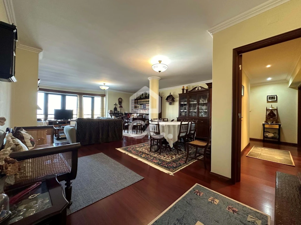 Apartamento T3 para Venda em Ponta Delgada (São Pedro) Foto 2