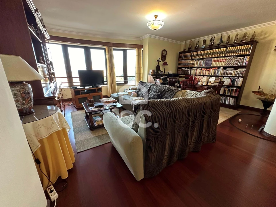 Apartamento T3 para Venda em Ponta Delgada (São Pedro) Foto 9