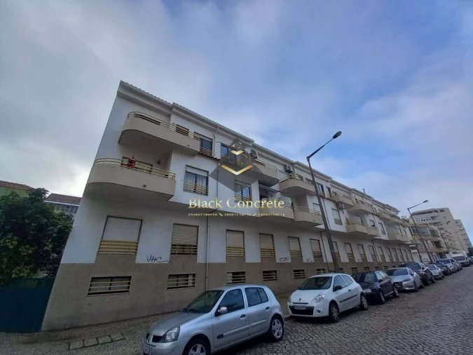 Apartamento T3 para Venda em Costa da Caparica Foto 2