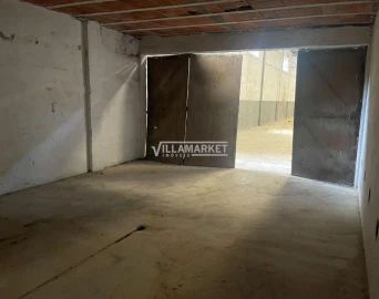 Armazém para Venda em Amiais de Baixo