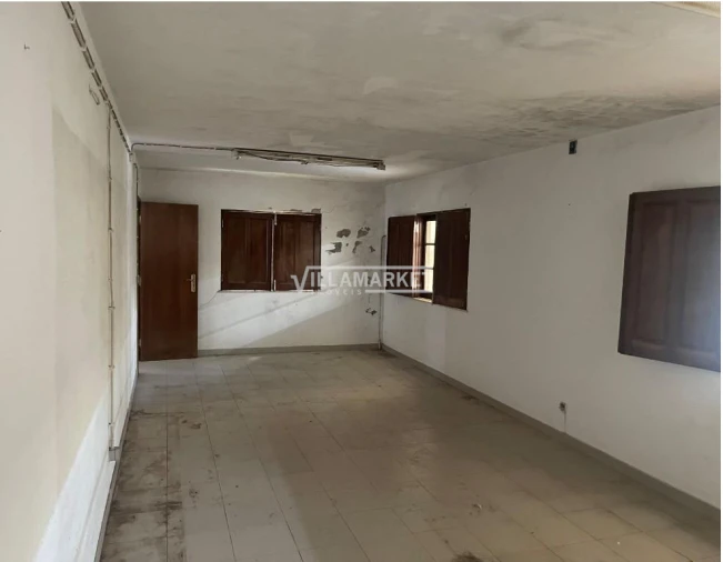Armazém para Venda em Amiais de Baixo Foto 40